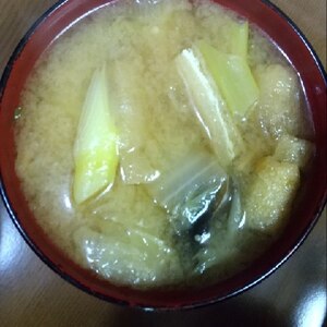 豆腐とねぎたっぷり味噌汁✧˖°